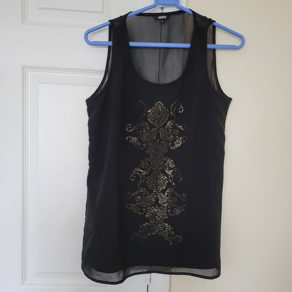 Sleeveless black top